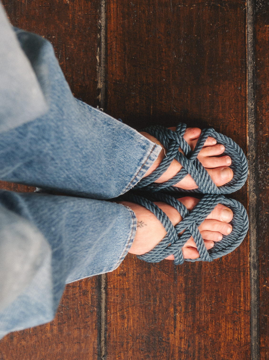 Nomad Sandal In Denim Noir